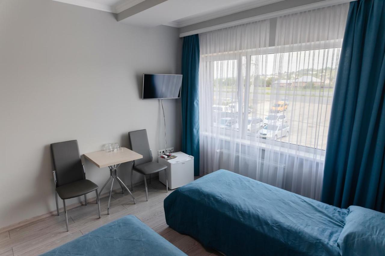 Af Trans Hotel Marshyntsi Экстерьер фото